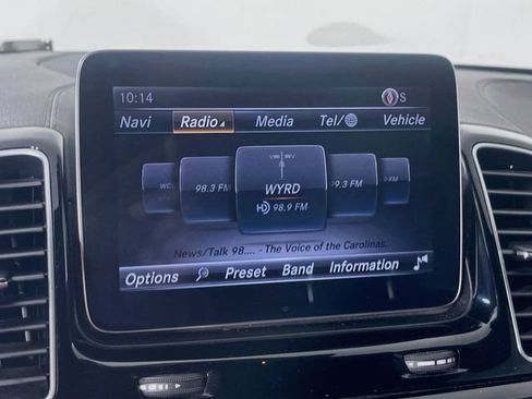 Used 2017 Mercedes-Benz GLS 550 4MATIC image 16