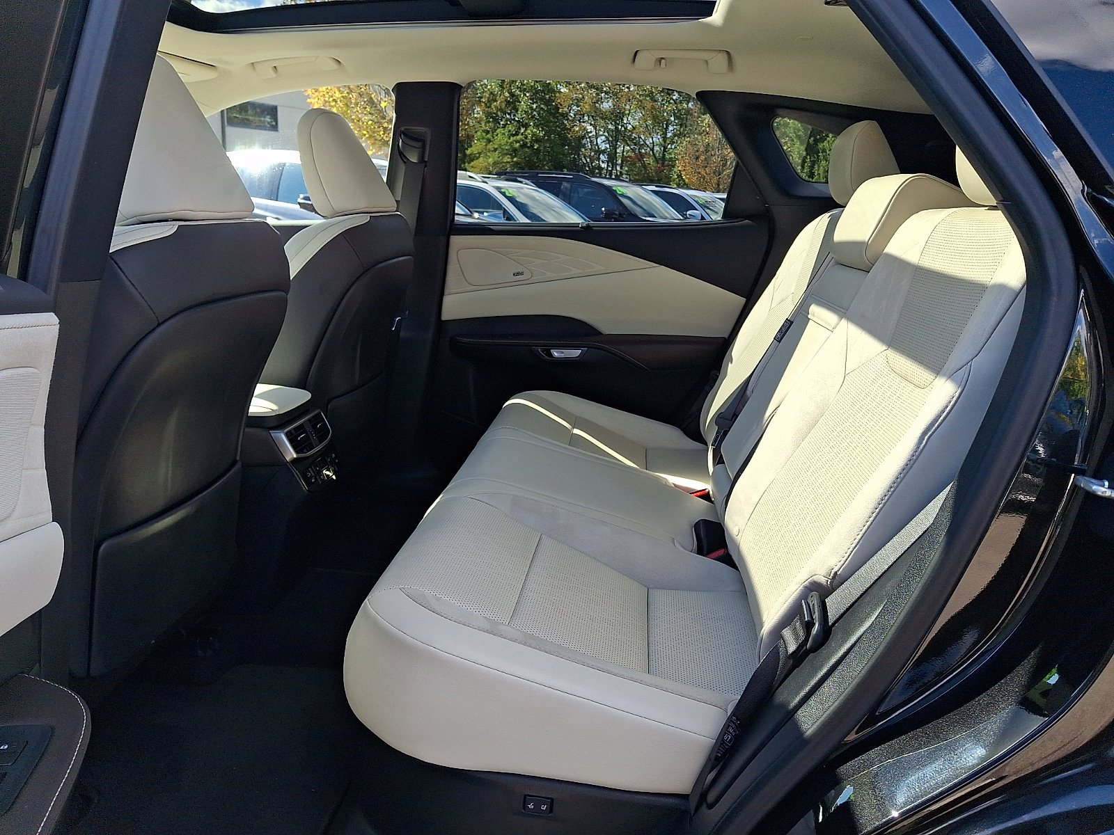 Certified 2023 Lexus RX 350 AWD w/ Cold Area Package image 11