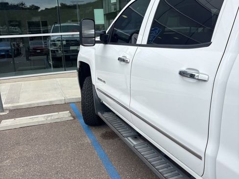 Used 2015 Chevrolet Silverado 2500 LTZ w/ Duramax Plus Package image 4