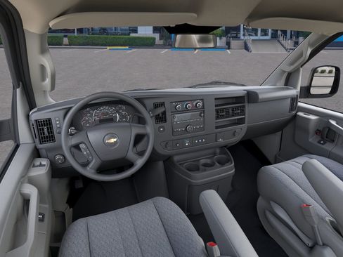 New 2025 Chevrolet Express 3500 w/ Power Convenience Package image 15