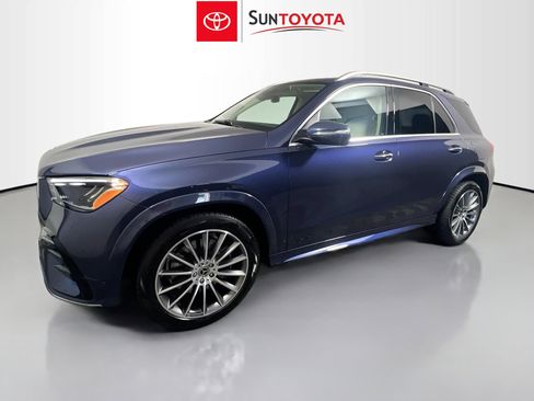 Used 2025 Mercedes-Benz GLE 450e 4MATIC image 9