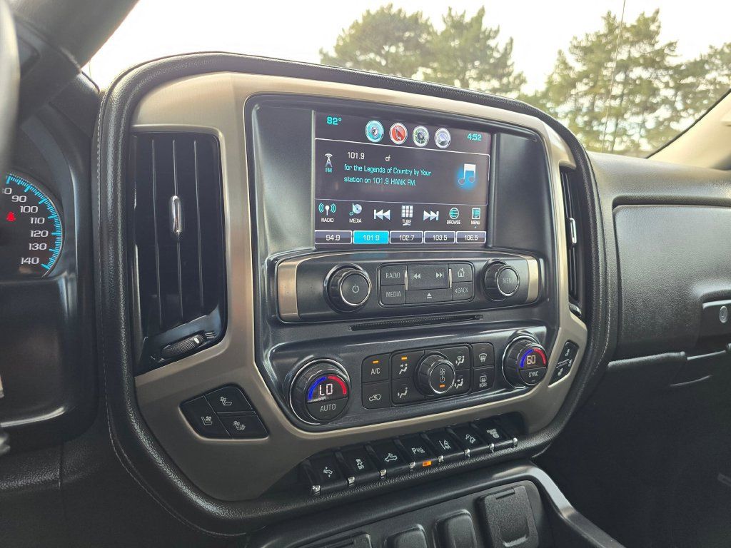 Used 2017 GMC Sierra 3500 Denali w/ Duramax Plus Package AWD/4WD image 18