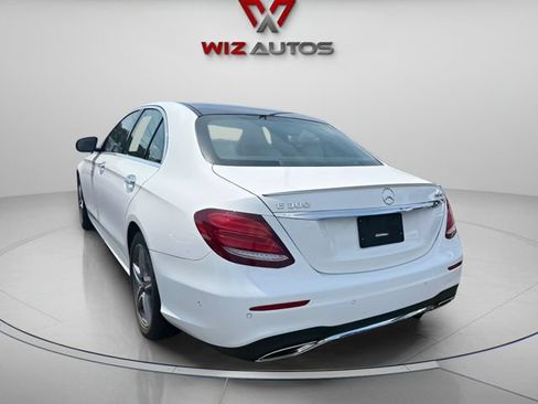 Used 2019 Mercedes-Benz E 300 4MATIC image 3