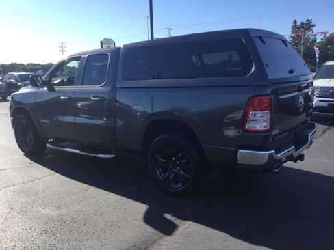 Used 2020 RAM 1500 Big Horn AWD/4WD image 3