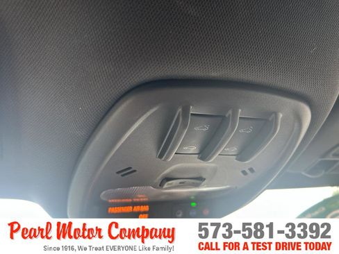 Used 2024 Chevrolet Trax RS w/ Sunroof Package FWD image 14