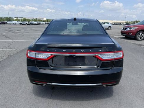 Used 2018 Lincoln Continental Select FWD image 7