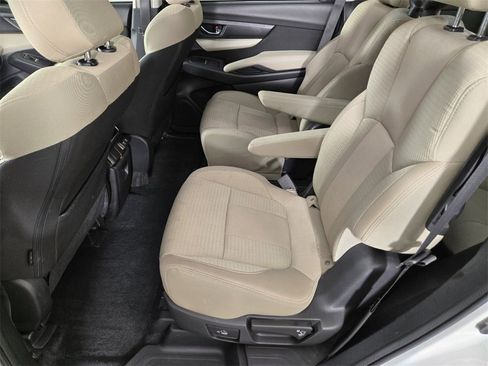 Certified 2021 Subaru Ascent Premium w/ Convenience Package image 15