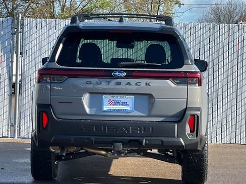 Used 2026 Subaru Outback Premium image 5