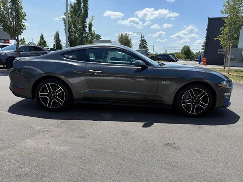 Used 2019 Ford Mustang GT Premium RWD image 5