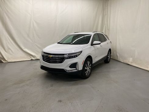 Used 2023 Chevrolet Equinox Premier AWD/4WD image 2