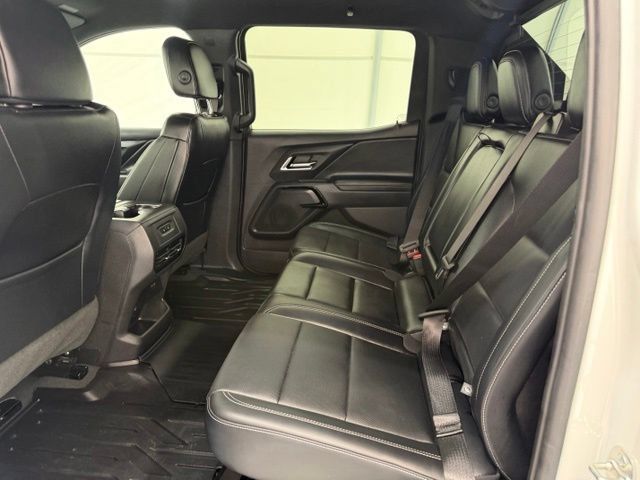 Used 2026 Chevrolet Silverado EV LT AWD/4WD image 19