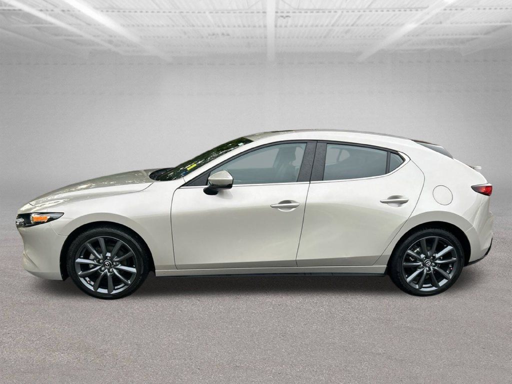 Used 2024 MAZDA MAZDA3 s FWD image 2