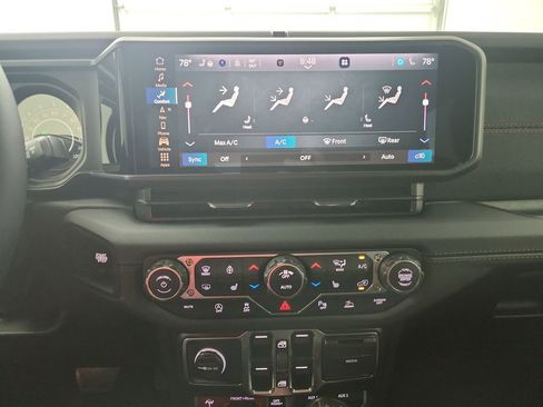 New 2026 Jeep Wrangler Unlimited Rubicon image 28