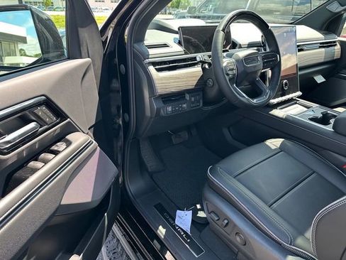 New 2025 GMC Sierra EV Denali image 17