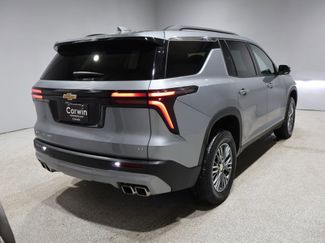 Used 2024 Chevrolet Traverse LT video 2
