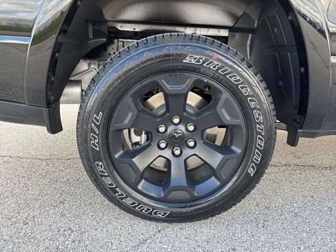 New 2026 RAM 1500 Big Horn AWD/4WD image 12