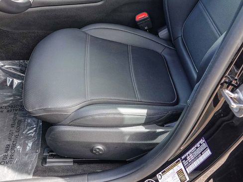 Certified 2025 Mercedes-Benz C 300 Sedan image 22