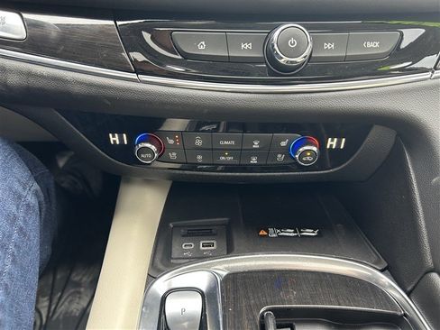 Used 2023 Buick Enclave Premium w/ Experience Buick Package image 20