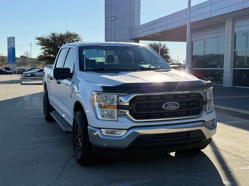 Used 2022 Ford F150 XLT w/ Equipment Group 301A Mid image 8