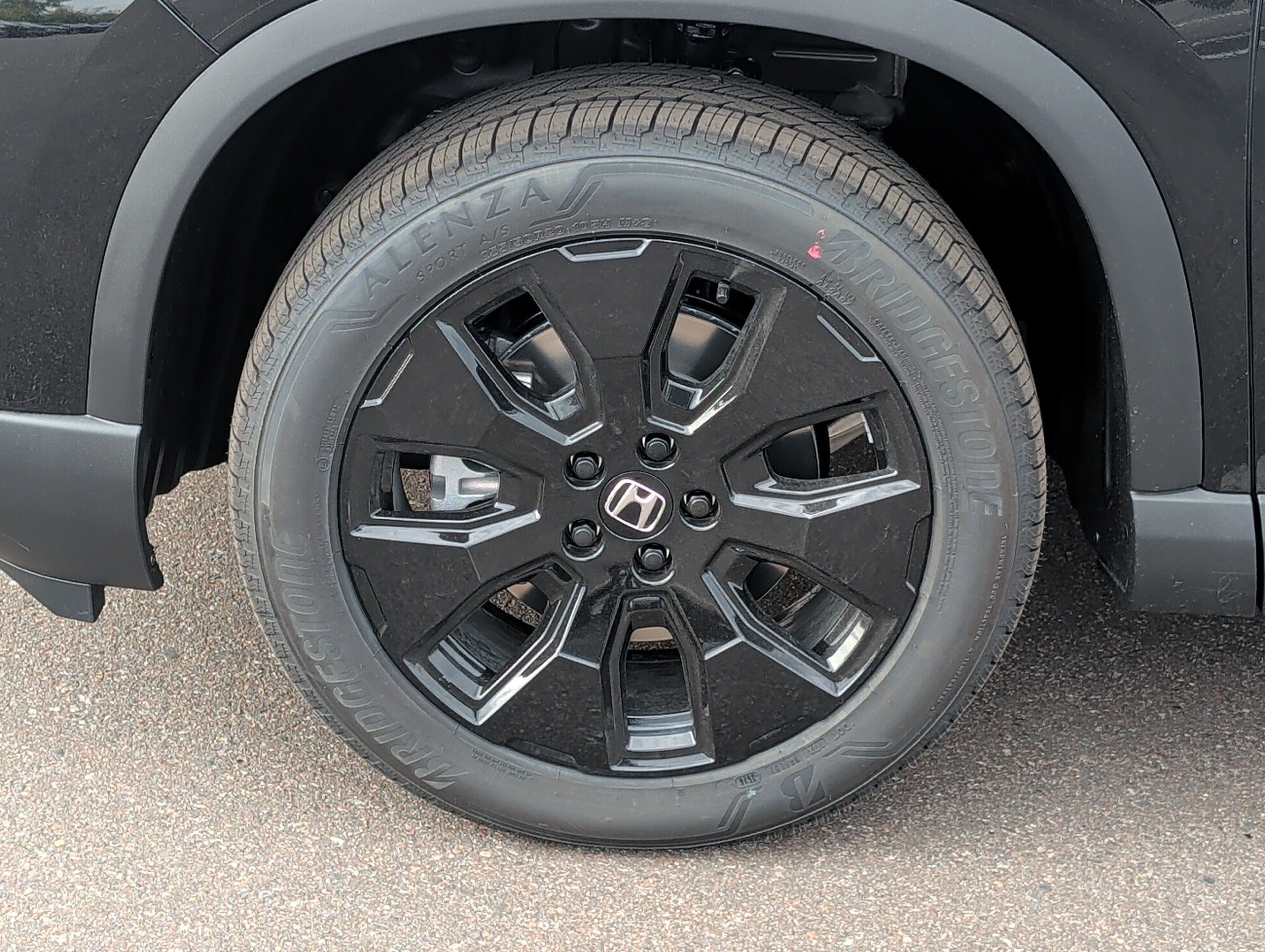 New 2026 Honda Pilot Black Edition image 9