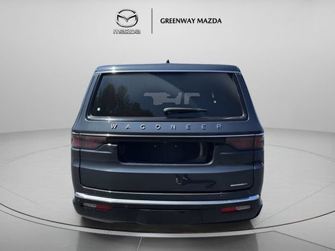 Used 2024 Jeep Wagoneer L Series II RWD image 6