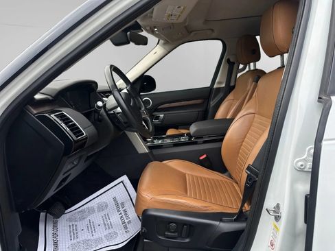 Used 2020 Land Rover Discovery HSE AWD/4WD image 6