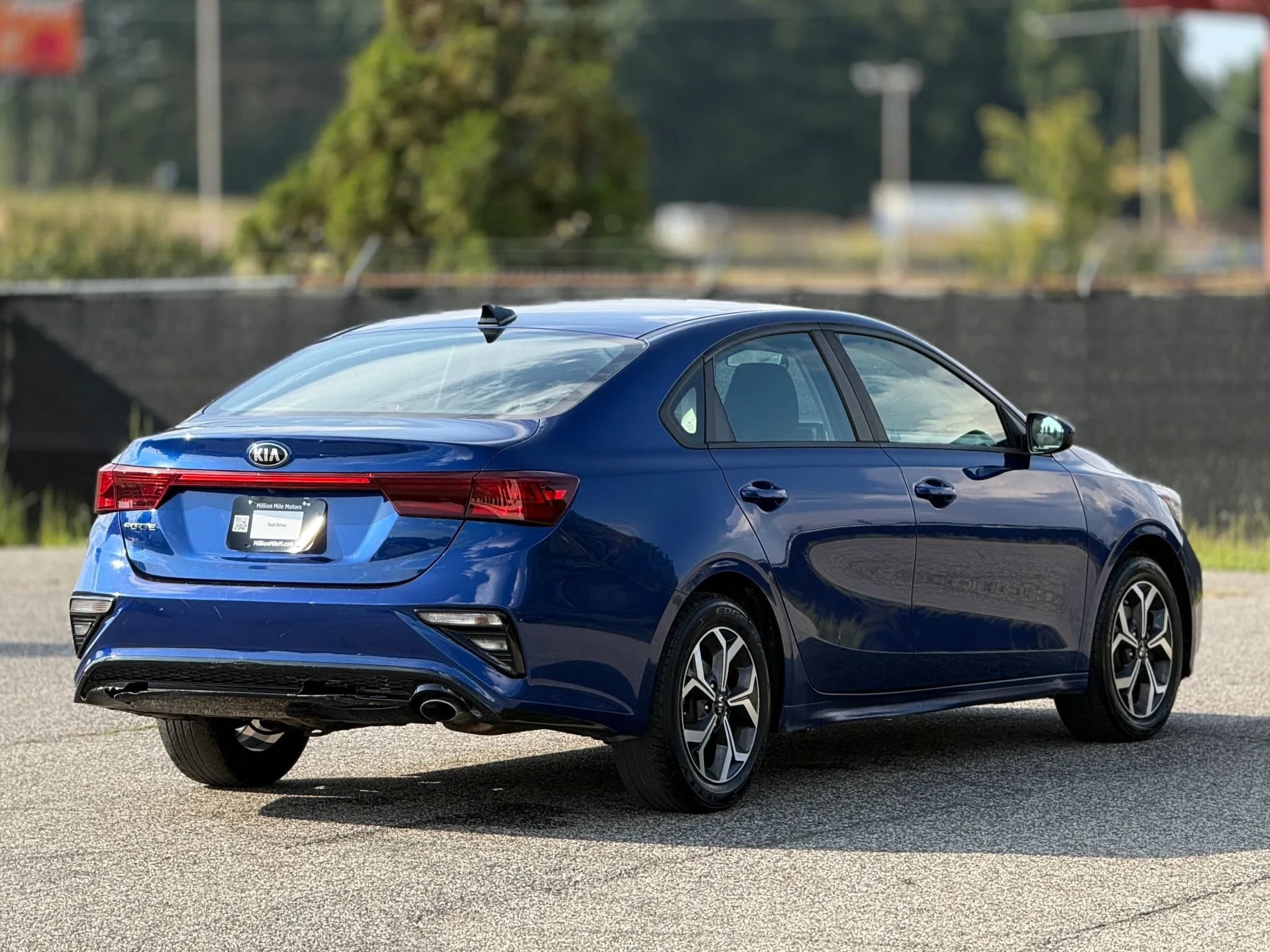 Used 2019 Kia Forte LXS FWD image 9