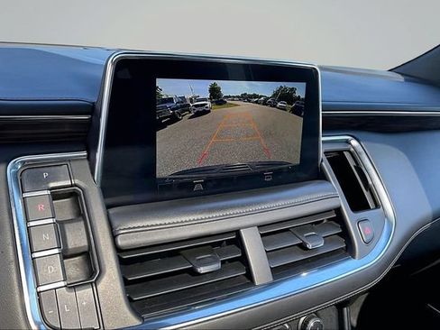 Used 2022 Chevrolet Tahoe Z71 AWD/4WD image 14