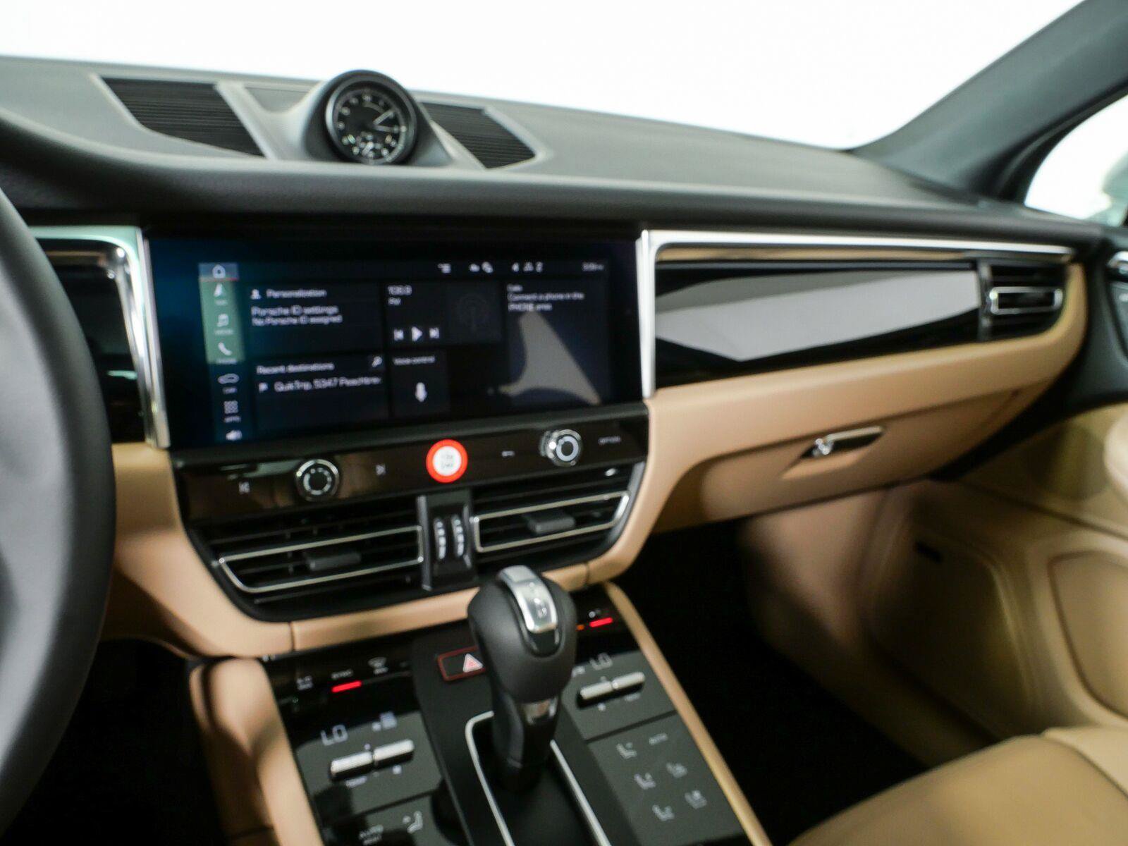 New 2026 Porsche Macan Turbo AWD/4WD image 13