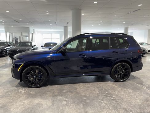 New 2026 BMW X7 M60i image 4
