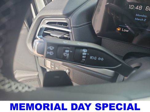 New 2026 Chevrolet Traverse LT w/ Sun and Wheel Package FWD image 28