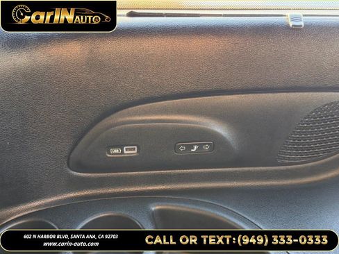 Used 2019 Chrysler Pacifica Limited w/ S Appearance Package image 35