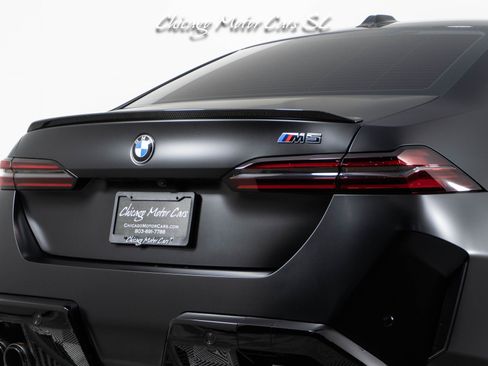 Used 2025 BMW M5 w/ Carbon Package AWD/4WD image 15