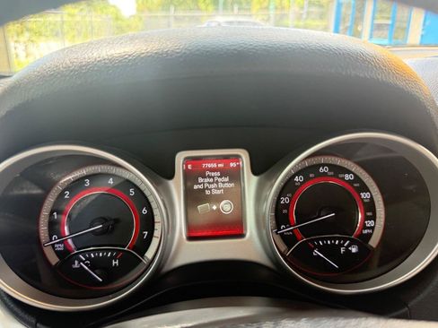 Used 2018 Dodge Journey GT FWD image 11