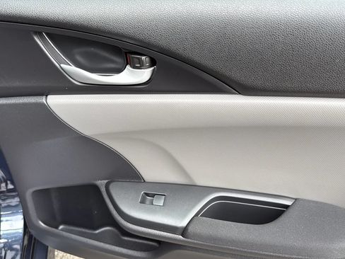 Used 2020 Honda Civic EX image 18