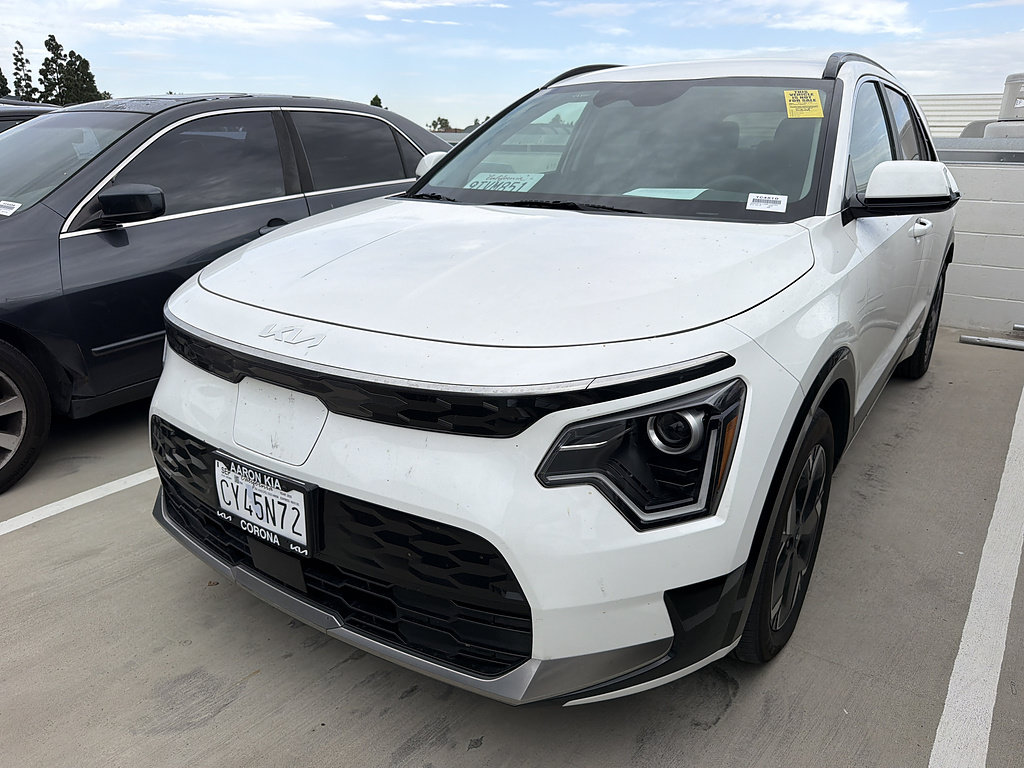 Used 2025 Kia Niro Wind FWD image 2