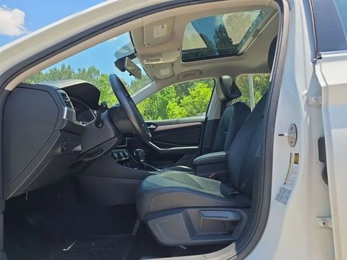 Used 2019 Volkswagen Jetta SE FWD image 14