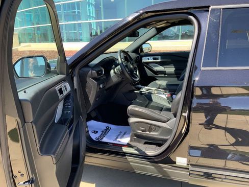 Used 2022 Ford Explorer ST w/ Equipment Group 401A image 10