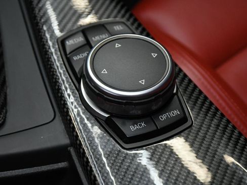 Used 2015 BMW M4 Coupe RWD image 32