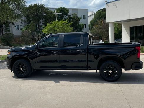 Used 2024 Chevrolet Silverado 1500 Custom RWD image 3