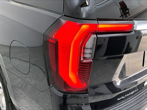 Used 2025 GMC Yukon Denali image 42