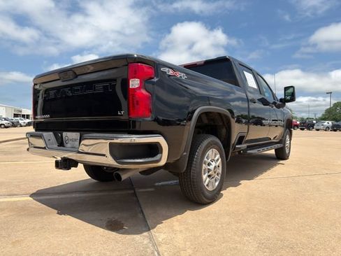 Used 2024 Chevrolet Silverado 2500 LT w/ Convenience Package AWD/4WD image 24
