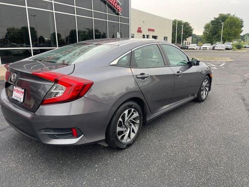 Used 2016 Honda Civic EX image 2