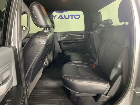 Used 2022 RAM 2500 Big Horn w/ Level 1 Equipment Group image 34