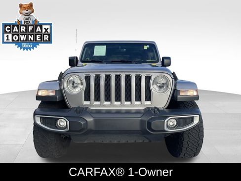 Used 2021 Jeep Wrangler Unlimited Sahara image 2