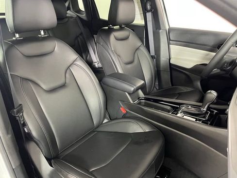 Used 2026 Jeep Compass Limited AWD/4WD image 44