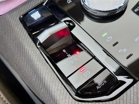 New 2026 BMW X3 xDrive30 w/ Convenience Package image 21