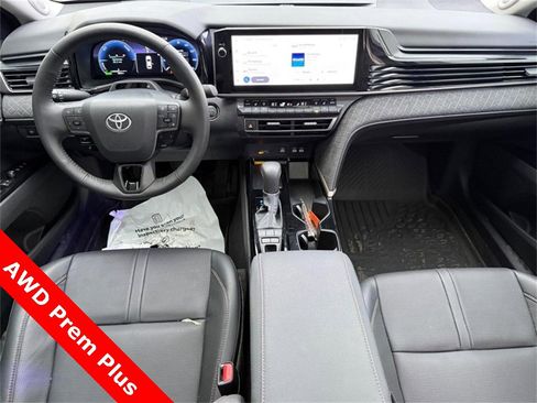 Used 2025 Toyota Camry XLE w/ Premium Plus Package image 13
