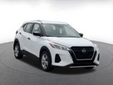 Used 2024 Nissan Kicks S image 3