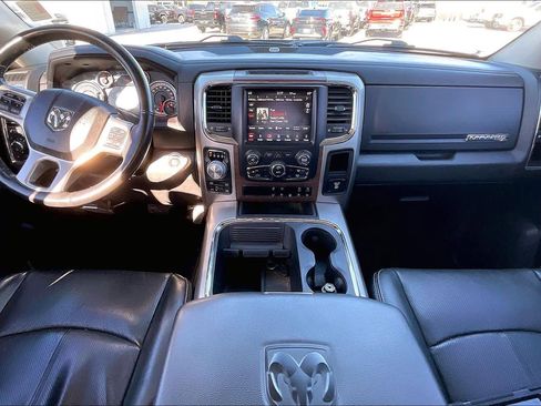 Used 2018 RAM 1500 Laramie w/ Convenience Group image 12